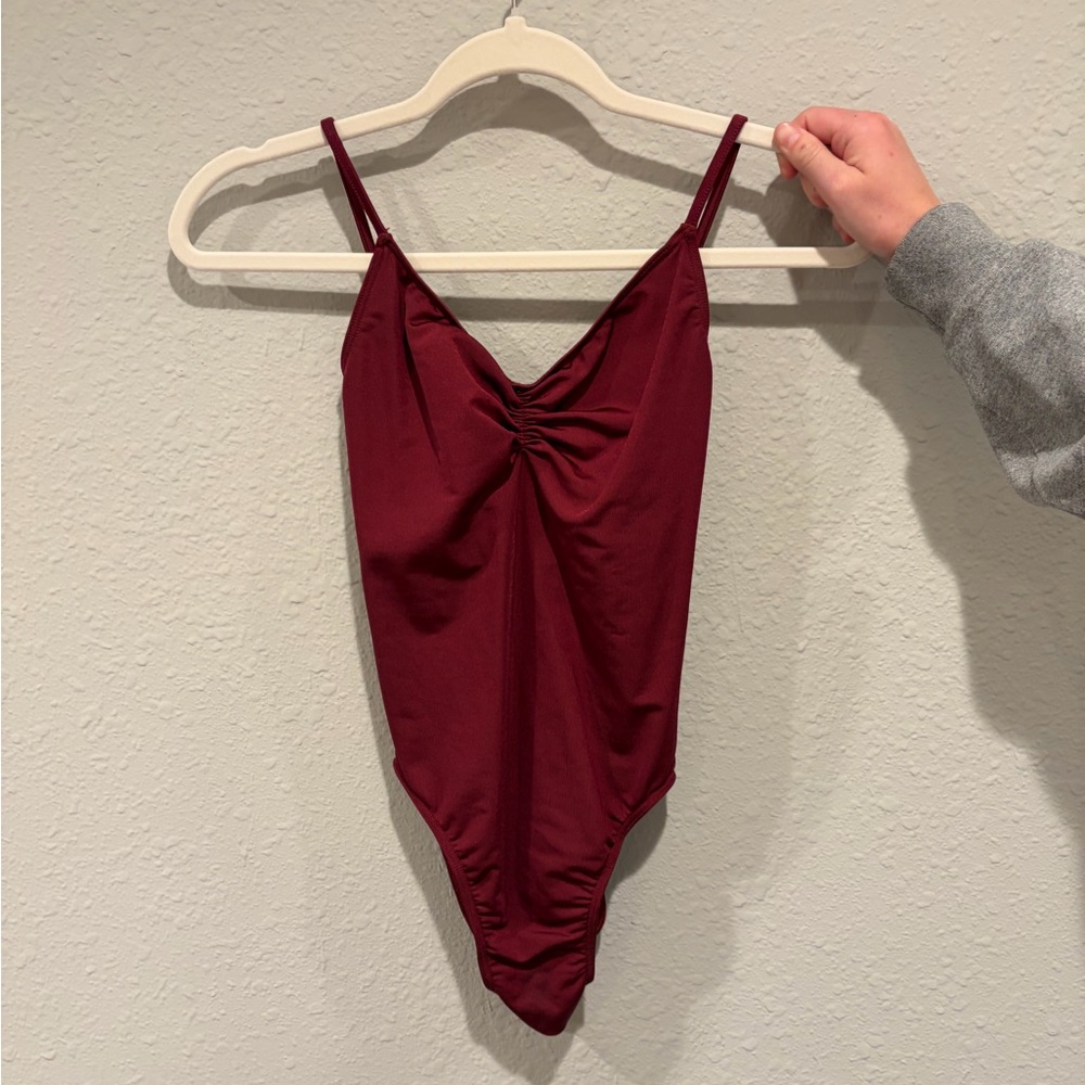 Bullet Ponite, Burgundy/Red,